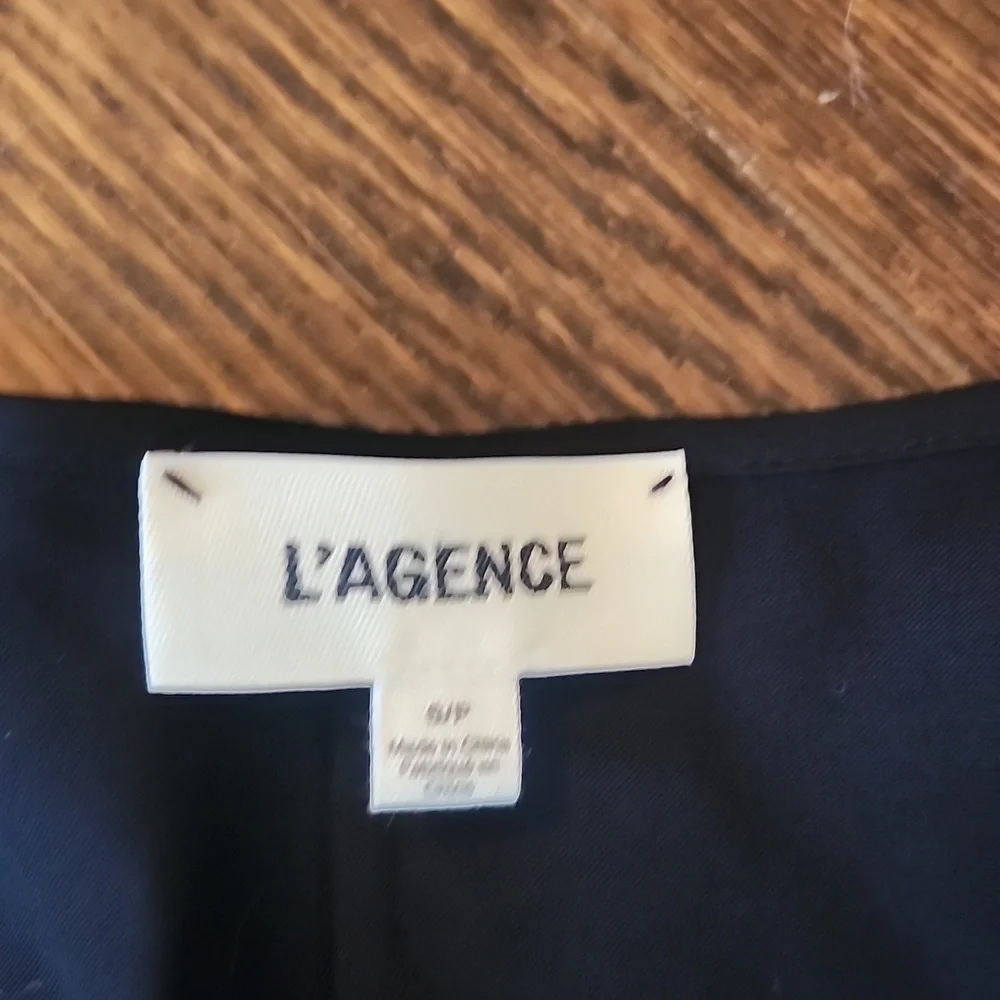 L'AGENCE Classic Black Garment Two Piece - Picture 2 of 16